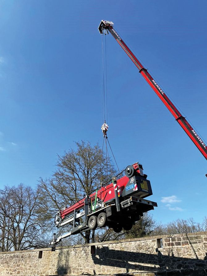 Trailer crane PTK 31
