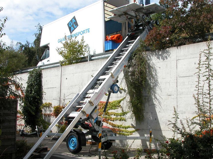 Möbelaufzug im Einsatz